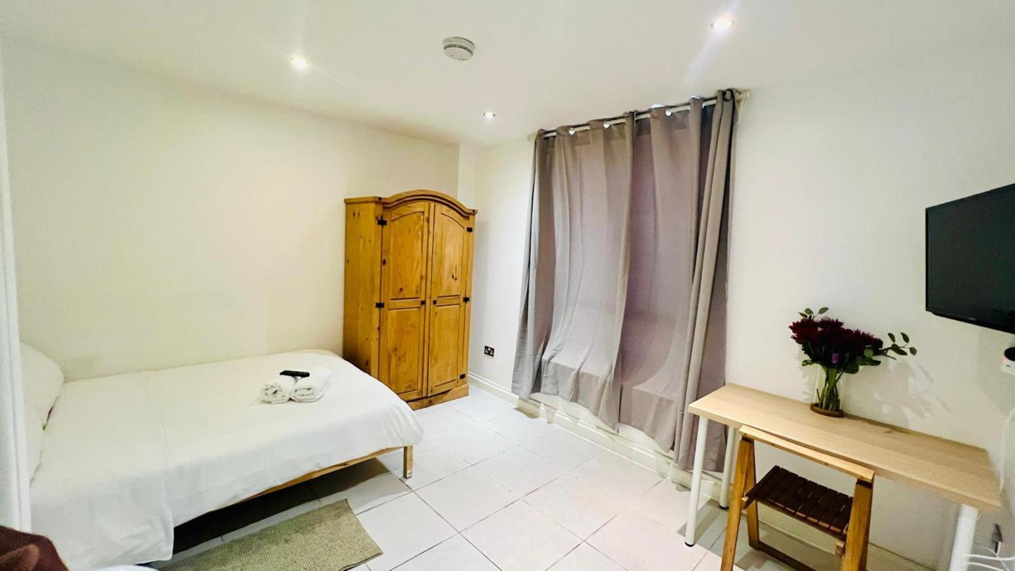 City View Sunset Luxurious Apartment In London Zone-1 Including One Family Twin Room With Its Own Stunning Private Terrace Kültér fotó
